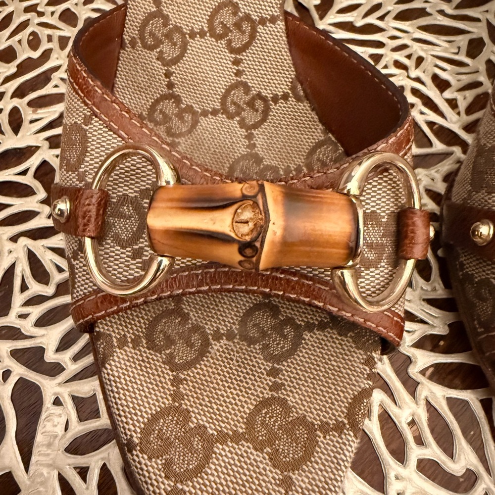 Vintage Gucci Brown Bamboo Logo Mules - Picture 4 of 15